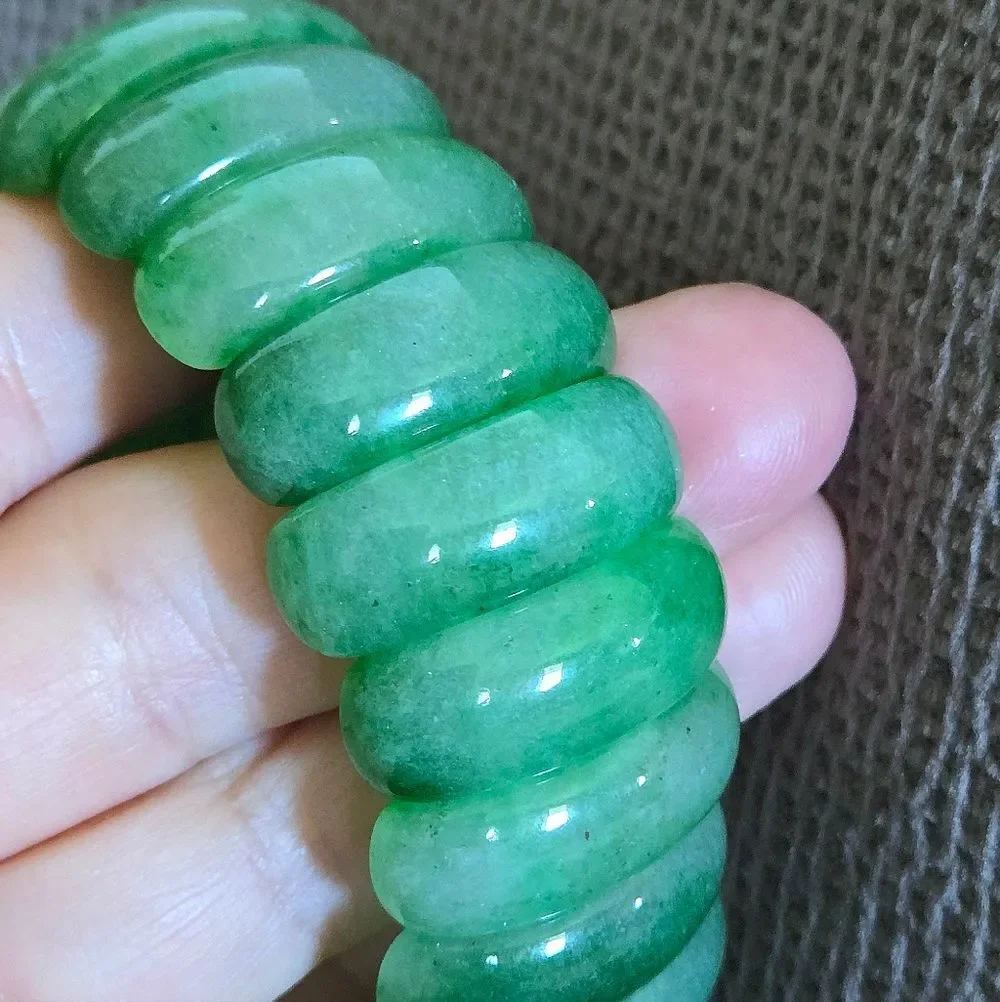 Iris & Lily Green💚 Aventurine Stretch Bracelet - NWT